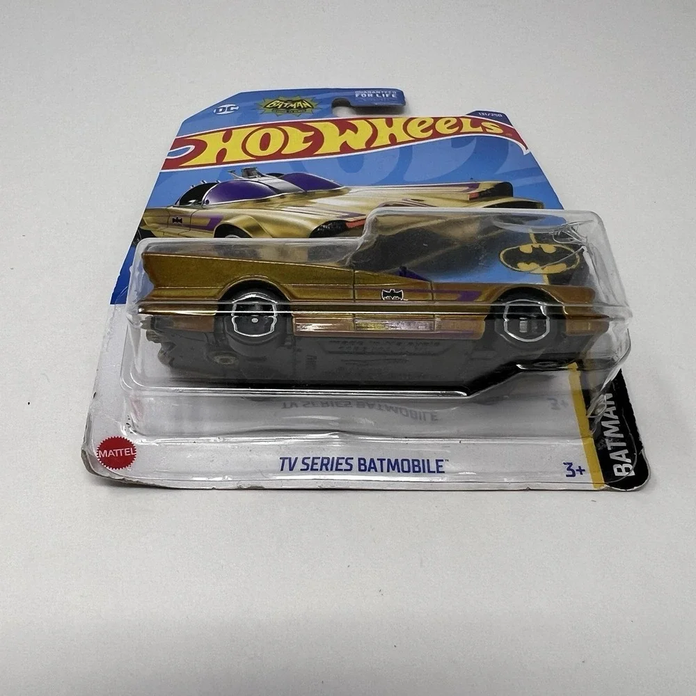 Hot Wheels 2022 TV Series Batmobile Gold #131 Batman 4/5 Die Cast Collector Car